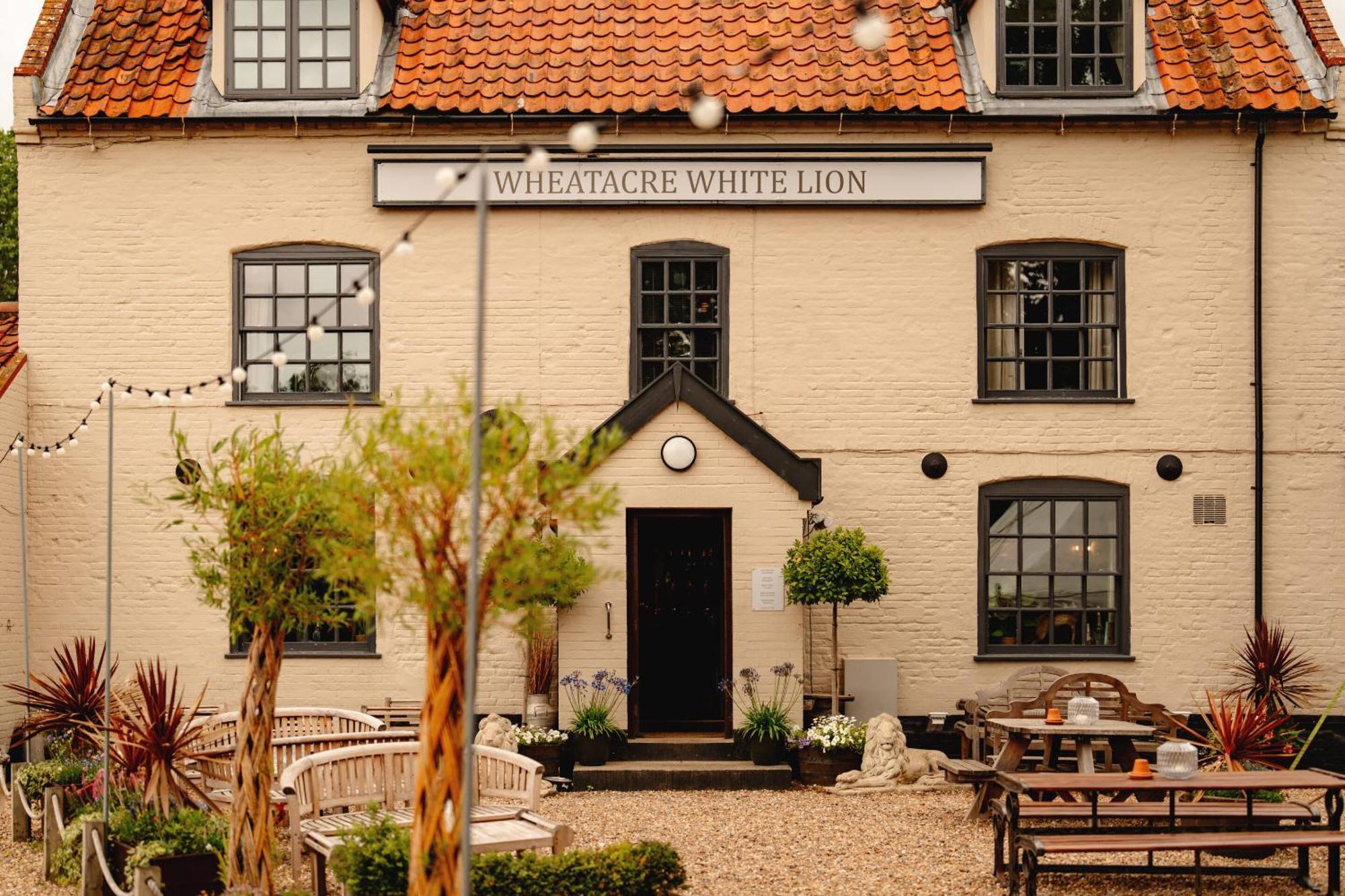 מלון Burgh Saint Peter Wheatacre White Lion מראה חיצוני תמונה